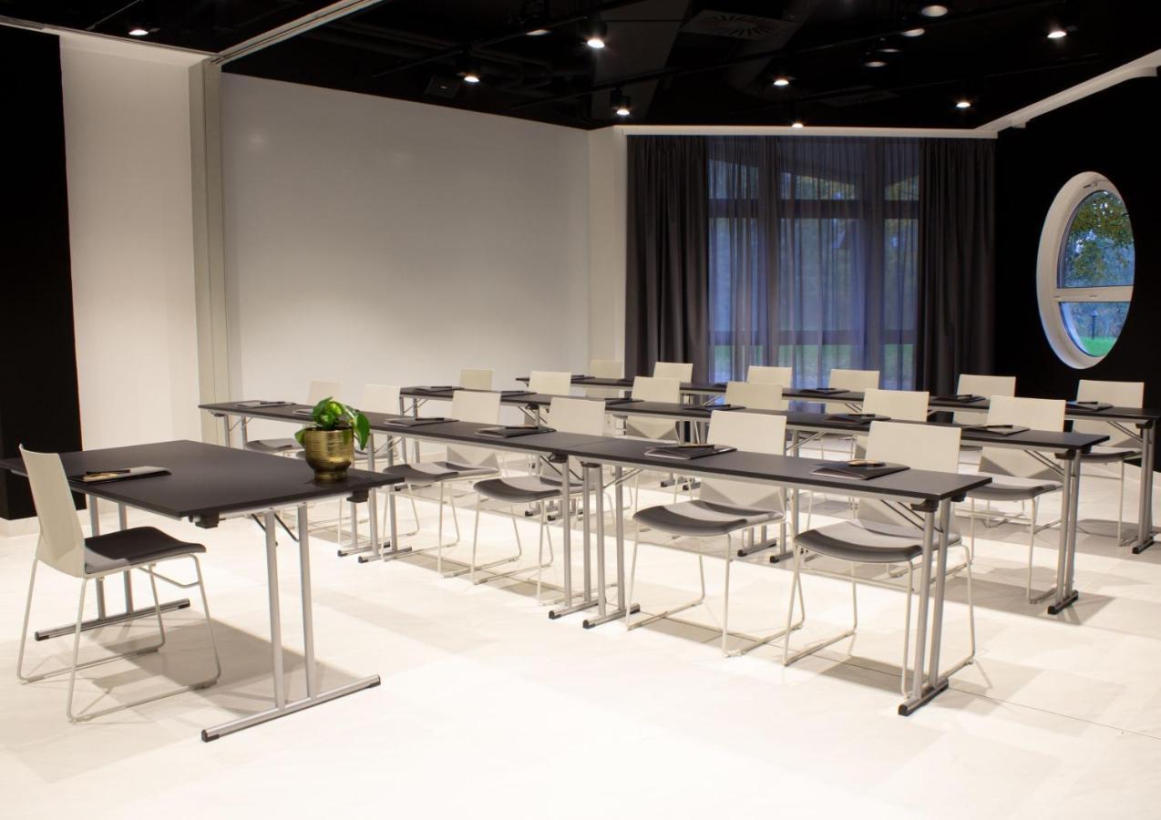 Ginn Hotel Berlin Potsdam 泰尔托 外观 照片